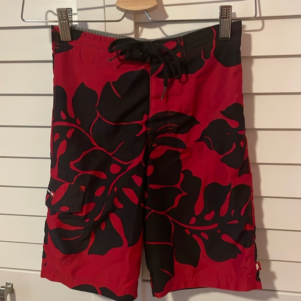 Tony Hawk Hawaiian Print Swim Board Shorts Boys Large 7 GUC Red Black Floral